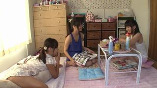 video голодные школьницы японки влагалищ sex