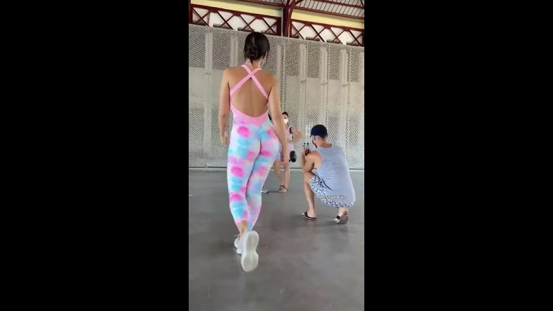 video swdv 122 бразильская любительница больших пенисов ворвалась и уничтожила фотосессию своей огромной задницей sex