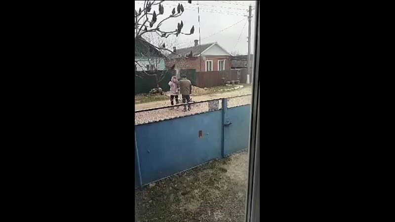 video мужчина напал на ученицу 4 класса в станице кирпильской sex