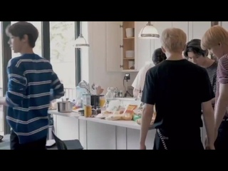 video waiit doyoung knocked off a chair accidentally and jungwoo started singing im gonna tell momm like a porn sex