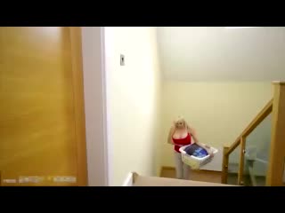 video мама спалила сына за дрочкой и очень сильно возбудилась milf mom mature incest инцест мама mp4 sex