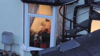 video секс подсмотренный в окне скрытая камера sex