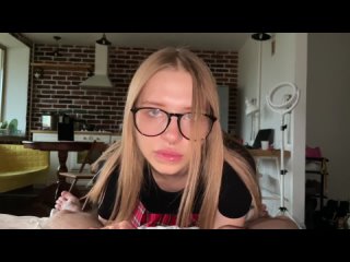 video моя староста заставила накончать ей в ротик за неповиновение sex