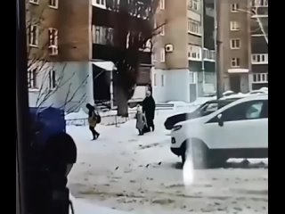 video мужчина пытался похитить маленькую девочку в стерлитамаке sex