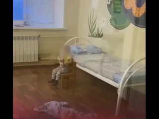 video в челябинской области 18 летнюю девочку из дома малютки заперли в палате взрослых к ней не пускают а медсестры sex