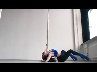 video спортсменка гимнастка пилон гибкая девушка gerl секси сильная шикарная красивое тело мотивация sex