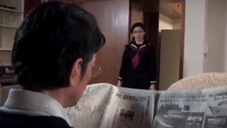 video целовалась отец продал свою юную дочь в сексуальное рабство папа куколд cuckold подсматривает ебут молодую в рот sex