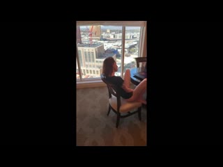 video отец долго наблюдал как мастурбирует его дочь не сдержался подбежал и кончил на неё sex