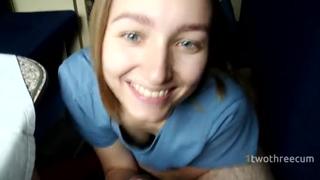 video секс с молодой горячей попутчицей в купе поезда домашнее порно в публичном месте кончил в ротик студентке девочке sex