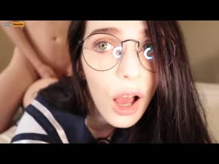 video мой друг неожиданно трахнул меня пока я прокручивал твиттер littlereislin sex