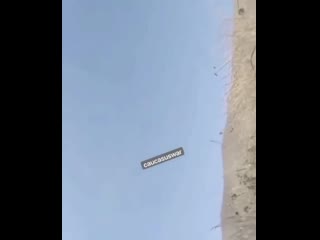 video группа азербайджанских военных и арабских террористов идет за танком когда в него прилетает армянская ракета sex