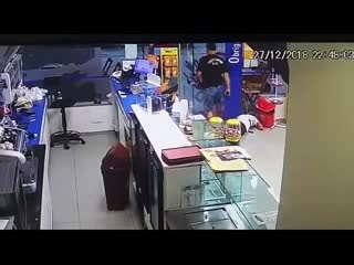 video хотел ограбить но что то пошло не так и тебя молодые sex