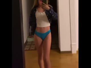 video голая марьяна ро светит голой жопой напрягает мышцы засветила очко в одних трусиках видео для face приватное sex