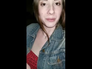 video пытаюсь поймать попутку чтобы вернуться домой не могли бы вы меня подвезти самые горячиe девочки порно секс минет sex