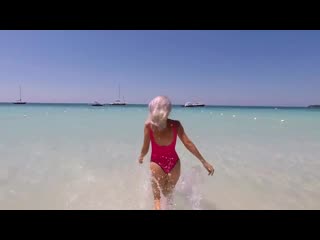 video сексуальная настя ивлеева в купальнике и ее классное тело sex