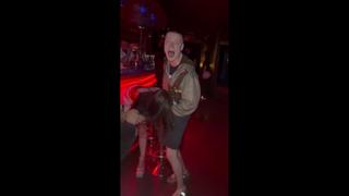 video девушка хочет шляпу mellstroy в стрипухе mellstroy девушки со стримов sex