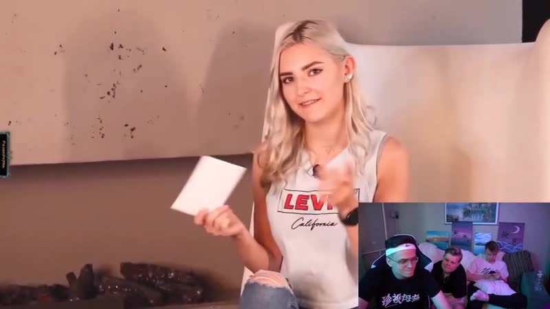 video бустер смотрит самый сексуальный стример 2020 выбирают solazola и eva elfie sex
