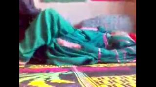 video girlfriend زنک شوهر دار افغان ولی شوهر او در خارج سرگردان mp4 sex