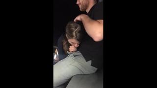 video пошли гулять и в итоге отсосала на мостике публичный секс минет взяла в рот в парке любительский отсос домашнее sex