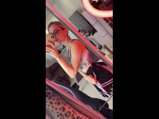 video попка в юбке gloria matvien попа грудь попка попу слив показала сиськи дала потрогать голая секс sex
