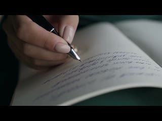 video учительница жёстко критикует домашнее задание мальчика не понимая как на это отреагирует его отец sex