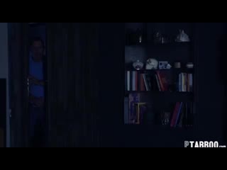 video отец подруги прокрался к спящей девушке та она оказалась не против sex
