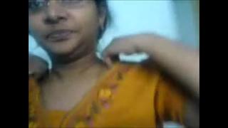 video nbvideos sexy tamil aunty kathalanudan ooka sendral mp4 sex