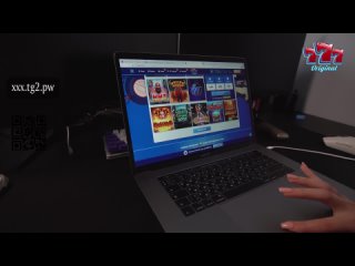 video девушке стало скучно играть и она решила заняться сексом sex
