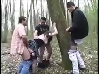 video вывезли в лес и выебали толпой пьяную русскую студентку пустили по кругу и жестко трахнули русское домашнее порно sex