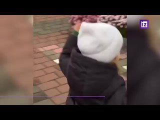 video погиб первый мобилизованный в незалежной молодые укровдова променяла мужа на роллы sex