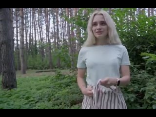 video пришла в лес показать свои прелести и получила сперму на трусики sex