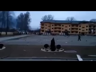 video видео с яворовского полигоне после удара sex
