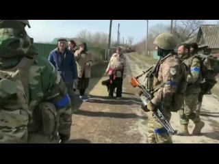 video киевская область грузинские добровольцы общаются с мирным населением после успешной зачистки оккупантов sex