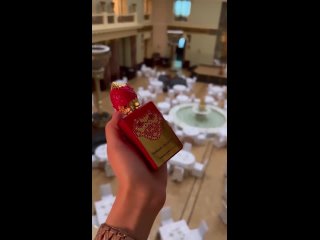 video новая завораживающая змеиная коллекция от stephane humbert lucas sex