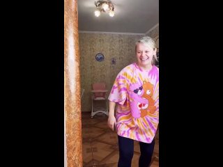video она забрала самые усные конфеты shorts лучшее видео от лысый и блондинка sex