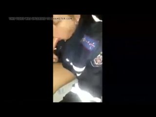 video полицейская сосет хуй и глотает сперму русское домашнее порно украинская шлюха sex