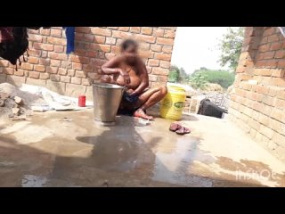 video cute indian bhabhi opening cloths and bathing desi bhabhi apne chhat me nah mp4 sex