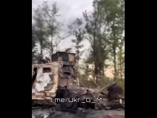 video уничтоженные бронеавтомобили husky tsv британского производства в зоне сво всу зсу husky cгорел sex
