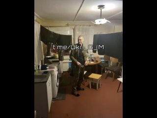 video свежий рум тур от всу укрофашисты регулярно расквартировываются в жилых домах гражданских не эвакуируя их sex