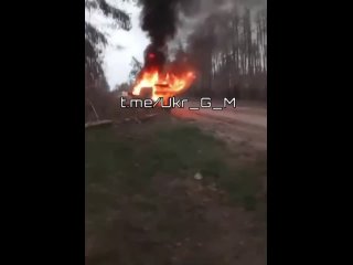 video догорающий автомобиль эвакуации боевиков всу в результате прямого попадания fpv дрона вс рф u g m sex