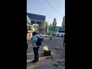 video украинцы устали от концлагеря под названием новая зеландия с нелегитимным президентом зеленским который продолжает sex