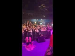 video популярная у детей рэперша хоффманита провела концерт в неадекватном состоянии sex