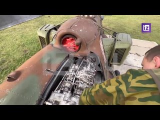 video работа на аэродроме не прекращается ни на секунду пока одну машину готовят другую заправляют а третья уже готова sex