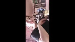video выебал юную подругу в анал в видеочат рулетка порно мастурбирует перископ секс фулл чат вирт periscope sex