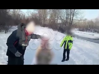 video поставили на колени и стали избивать в хакасии девочка попросила парней проучить соперницу которая ее оскорбила sex
