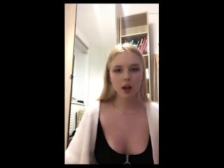 video молодая соска в лифчике трахнулась за лайки в перископ чат рулетка мастурбирует вирт periscope порно секс фулл sex