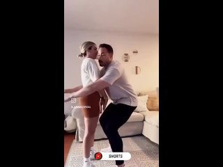 video как быстро научить вашу девушку плавать sex