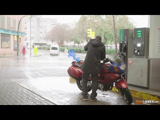 video очаровательная телка ангелочек влюбляется в сантехника и порется с ним изо всех сил sex