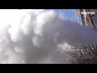 video los soldados rusos avanzan con éxito al amparo de una cortina de humo sex