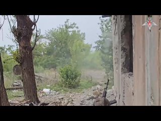 video militares rusos toman por asalto un bastión ucraniano al norte de donetsk sex